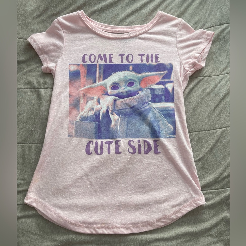 Cute girls star wars baby yoda shirt 🦢
